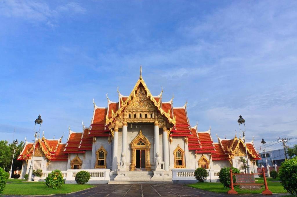 Ban Thungdang Housetel Bangkok Hotel Eksteriør billede